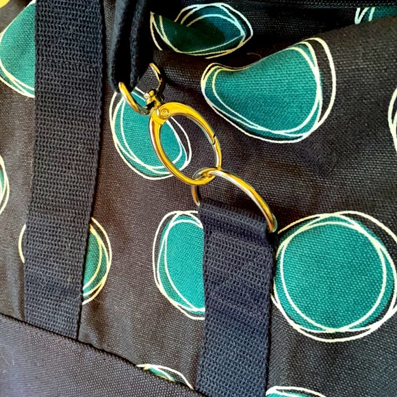 NEW Fold-over Weekender Thirty-one Gifts - Picture 7 of 9